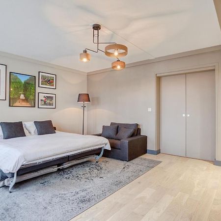 Appartement Le Gambetta - T3 Standing avec Parking, Wifi, Netflix à Laval  Extérieur photo