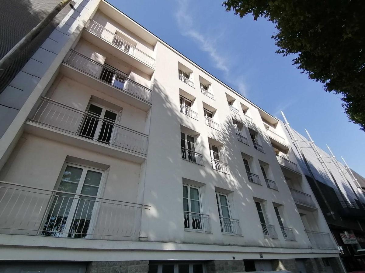 Appartement Le Gambetta - T3 Standing avec Parking, Wifi, Netflix à Laval  Extérieur photo