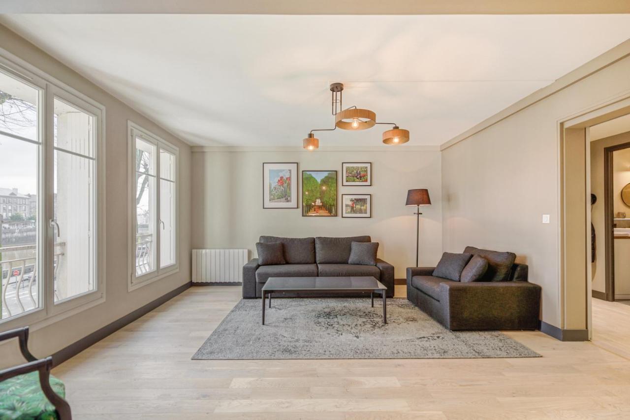Appartement Le Gambetta - T3 Standing avec Parking, Wifi, Netflix à Laval  Extérieur photo