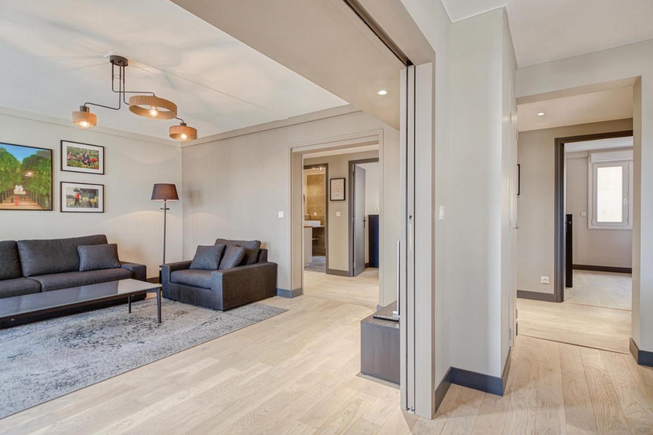 Appartement Le Gambetta - T3 Standing avec Parking, Wifi, Netflix à Laval  Extérieur photo